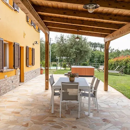 Holiday home Montenovo