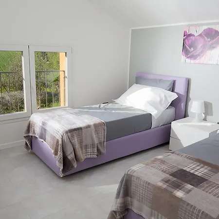 Montenovo בית נופש Ostra Vetere